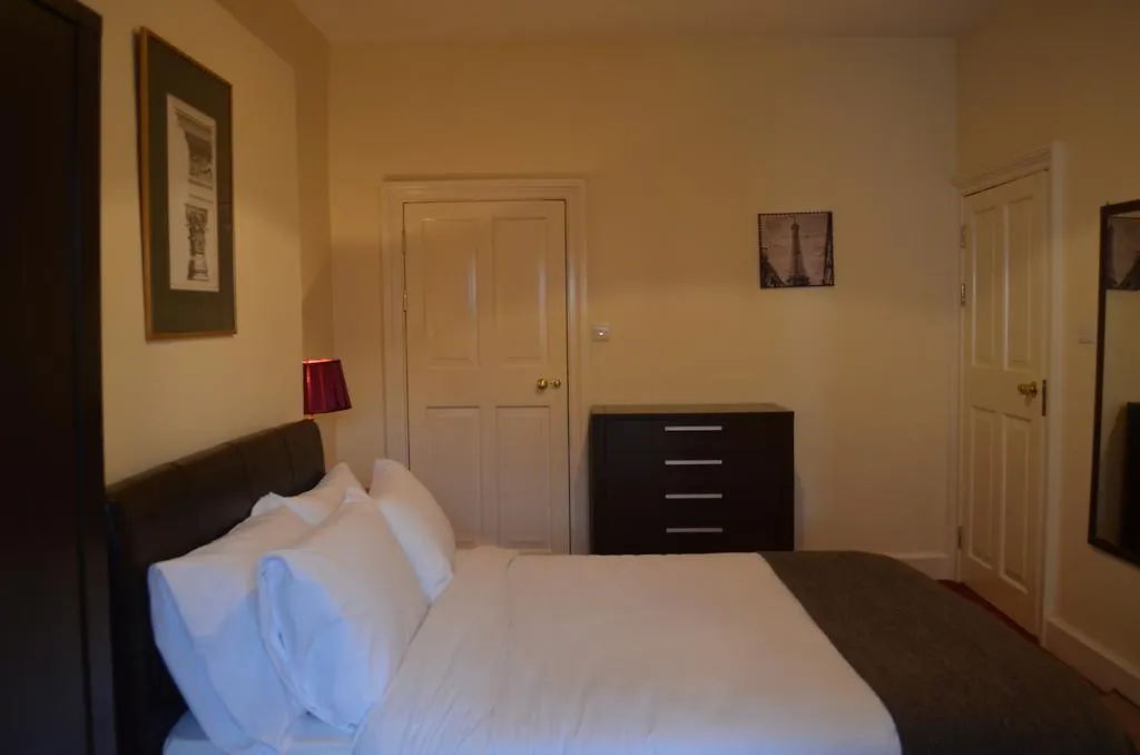 Metrostays - O'Connell Street 85-3 Dublin Apartment