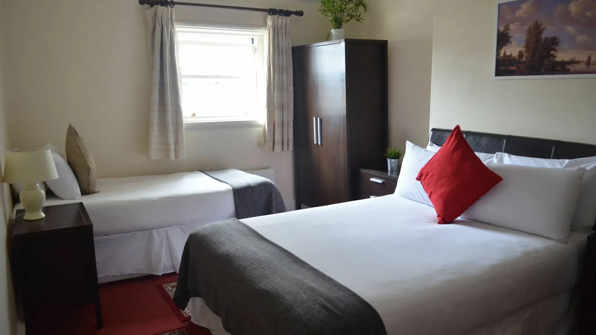 Metrostays - O'Connell Street 85-3 Dublin Apartment